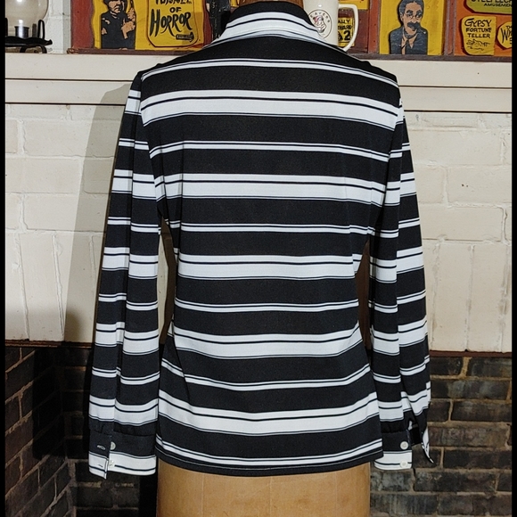 VTG- afraid of horizontal stripes on a Poly jacket? - Picture 8 of 12